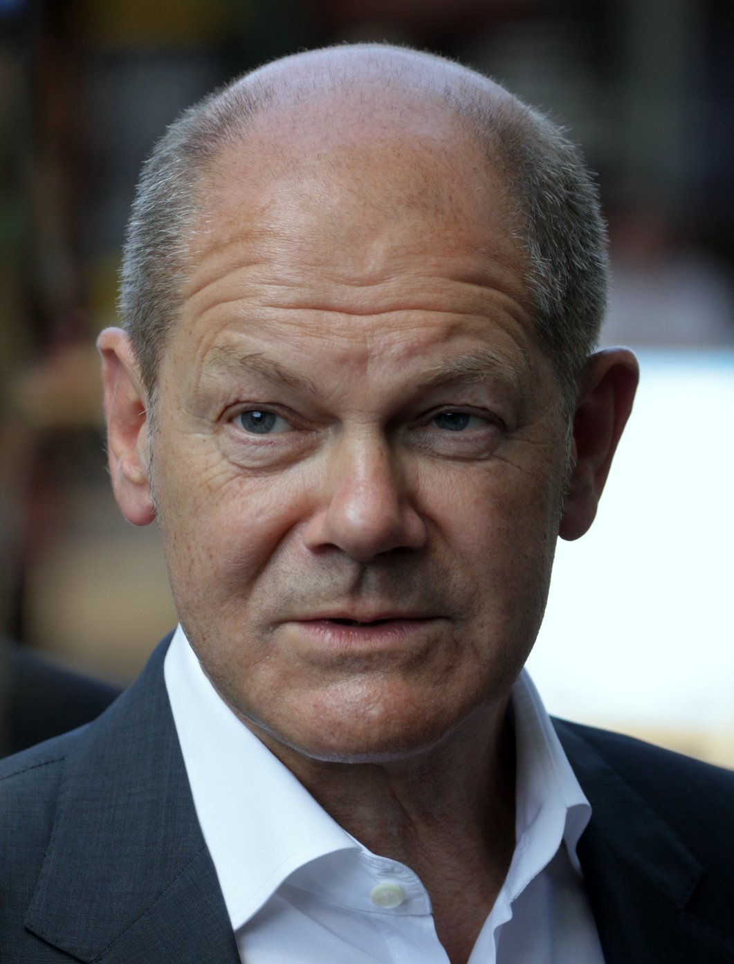 {#Olaf_Scholz_2021_(cropped)}